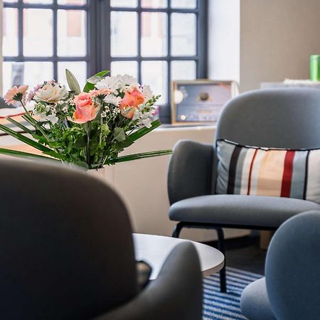 Ibis Styles Vannes Gare Centre Exteriör bild