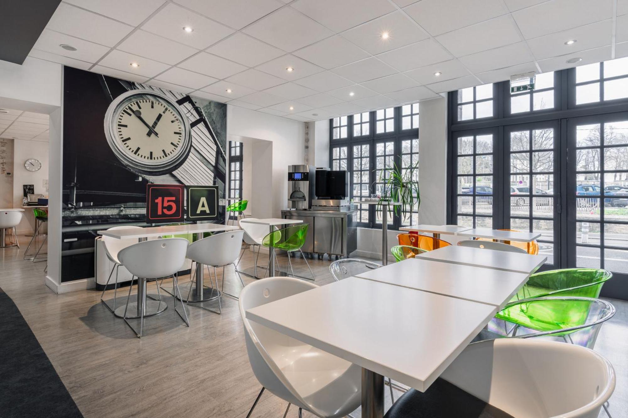 Ibis Styles Vannes Gare Centre Exteriör bild