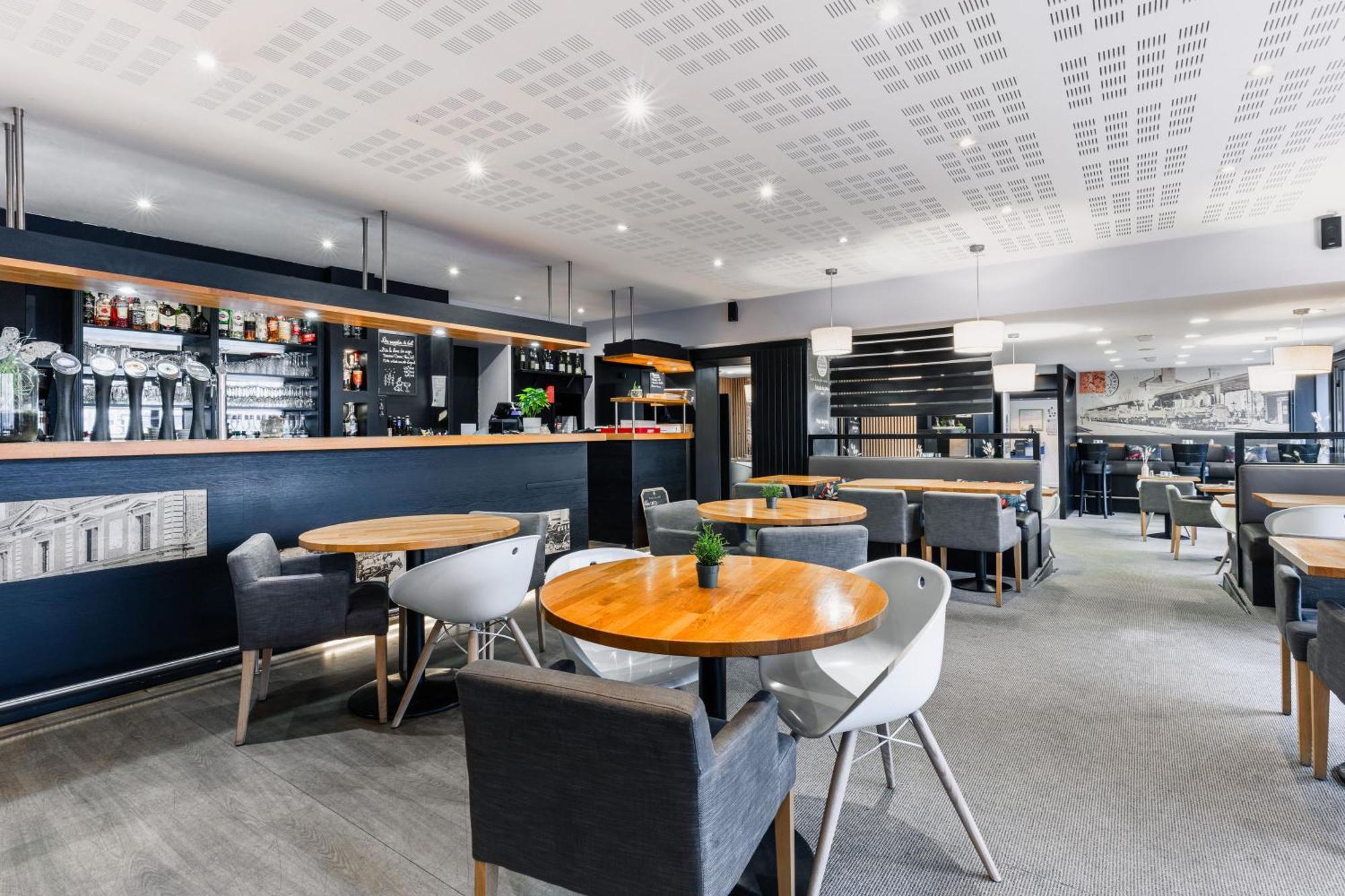 Ibis Styles Vannes Gare Centre Exteriör bild