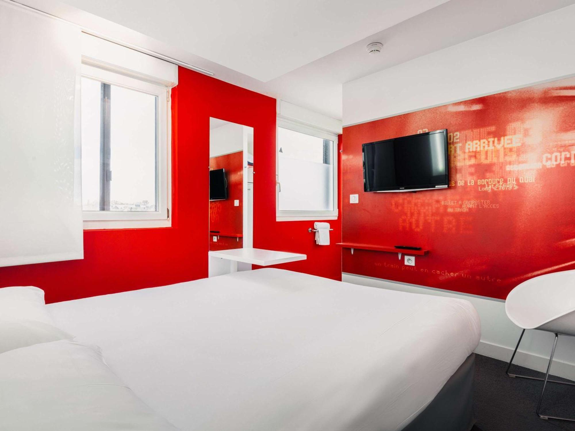 Ibis Styles Vannes Gare Centre Exteriör bild