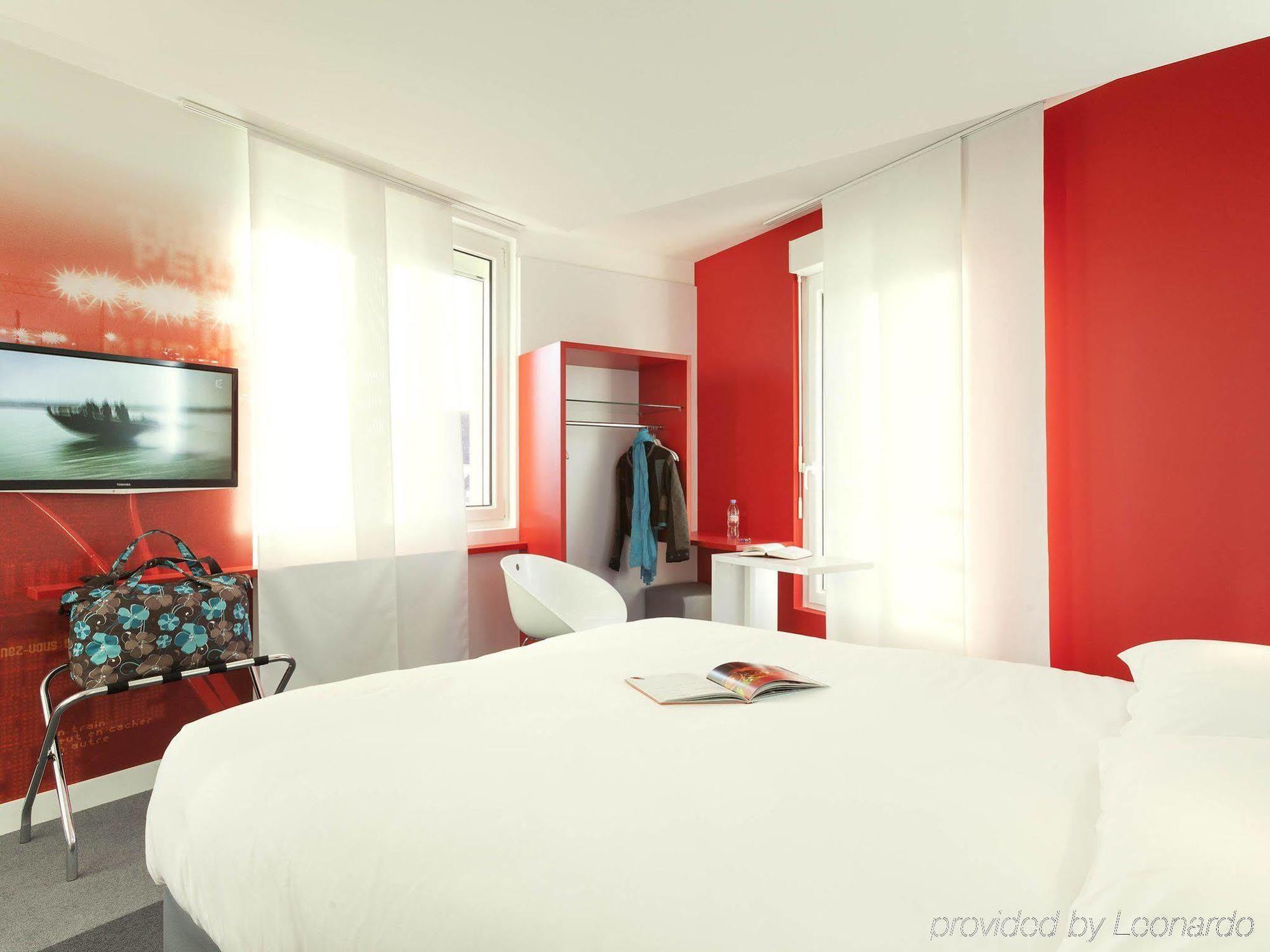 Ibis Styles Vannes Gare Centre Exteriör bild
